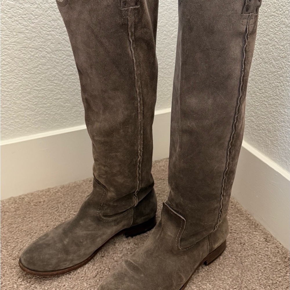 FRYE AND CO. Women's Over the Knee Gray Suede Boots